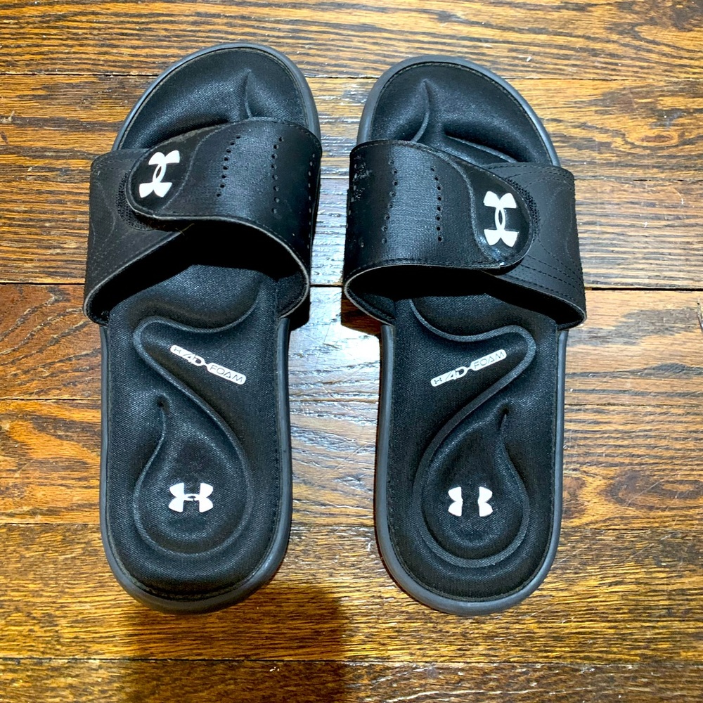 Under Armour Slides Size 8 men’s